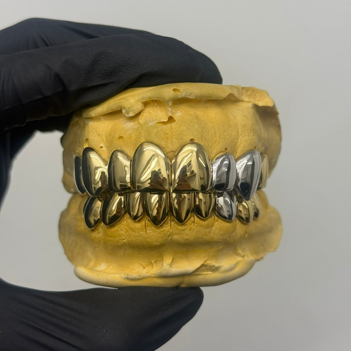 10X10 Full Set Of Grillz